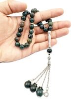 Natural Bloodstone Tasbeeh – 33 Beads Islamic Prayer Beads with Velvet Box - Image 2